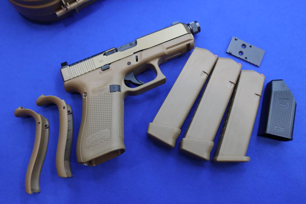 Glock G19X V MOS TB Pistol 9MM 19RD Austria THREADED FDE nPVD Optics Ready-img-30