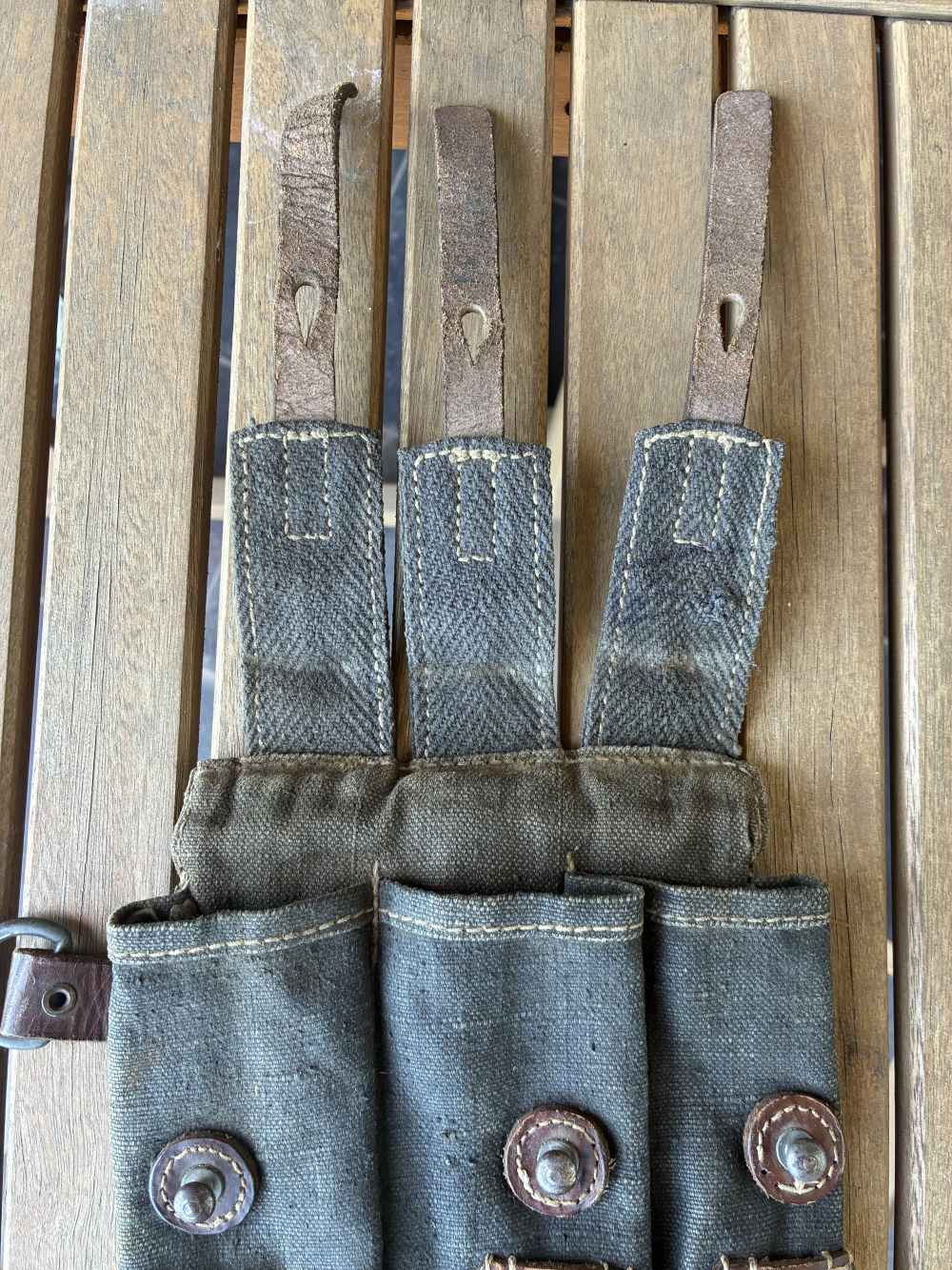 Original German WW2 DKK43 MP40 Magazine Pouch -img-1