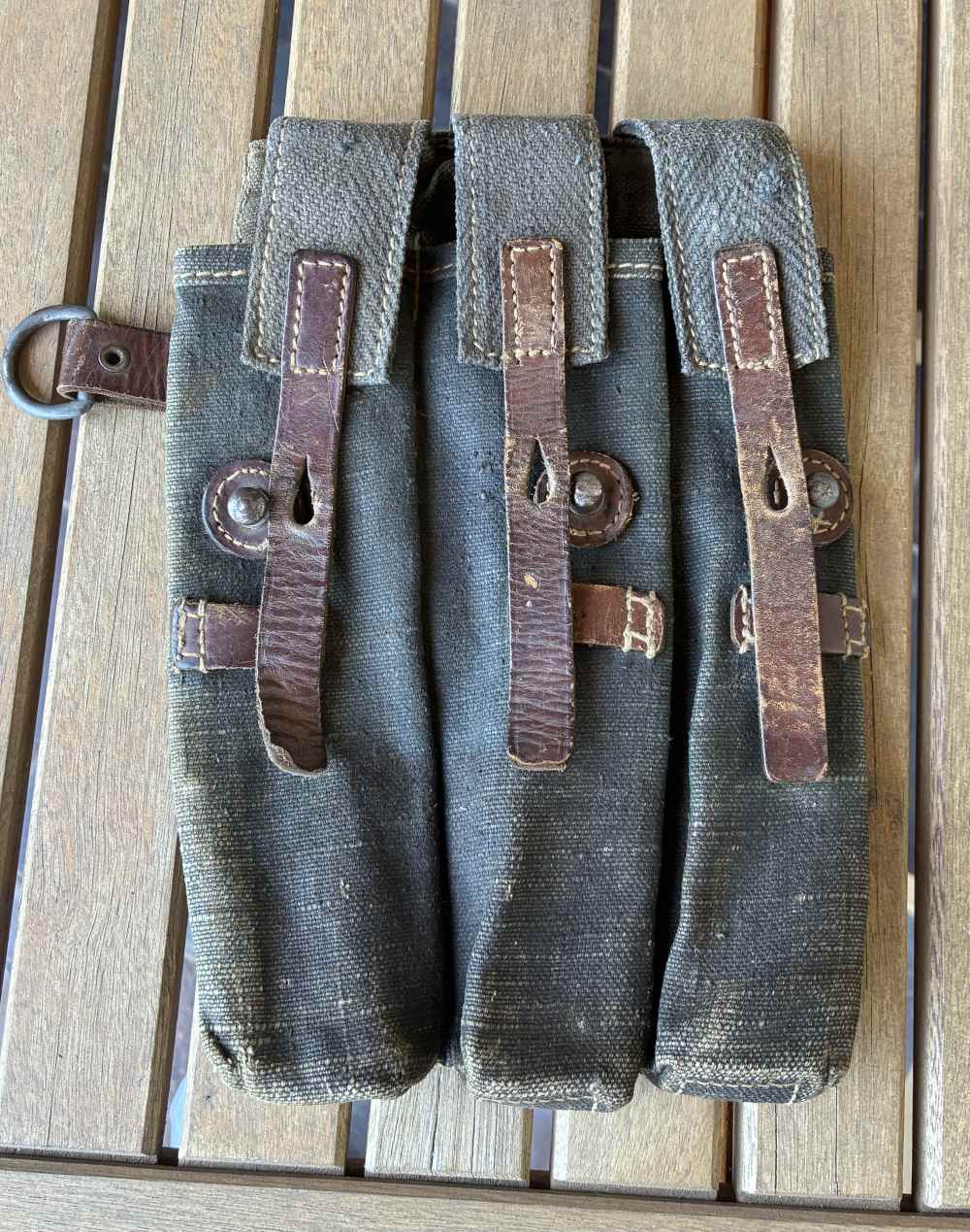 Original German WW2 DKK43 MP40 Magazine Pouch -img-0