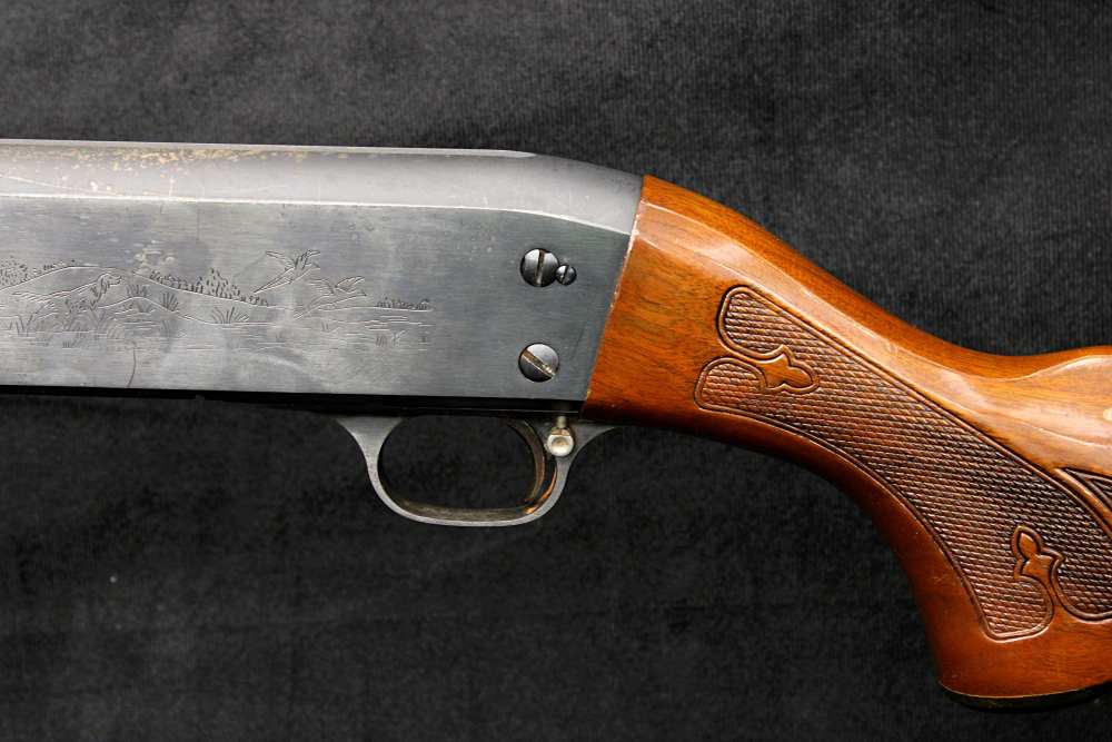 1981 Ithaca 37 Featherlight Magnum 12 GA 30" BBL-img-9