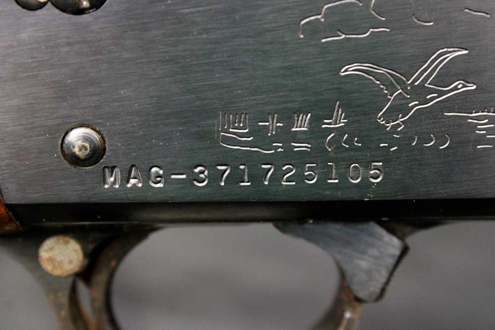 1981 Ithaca 37 Featherlight Magnum 12 GA 30" BBL-img-3
