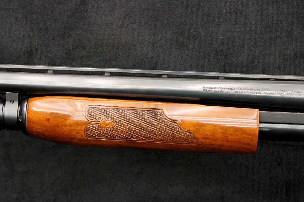 1981 Ithaca 37 Featherlight Magnum 12 GA 30" BBL-img-11