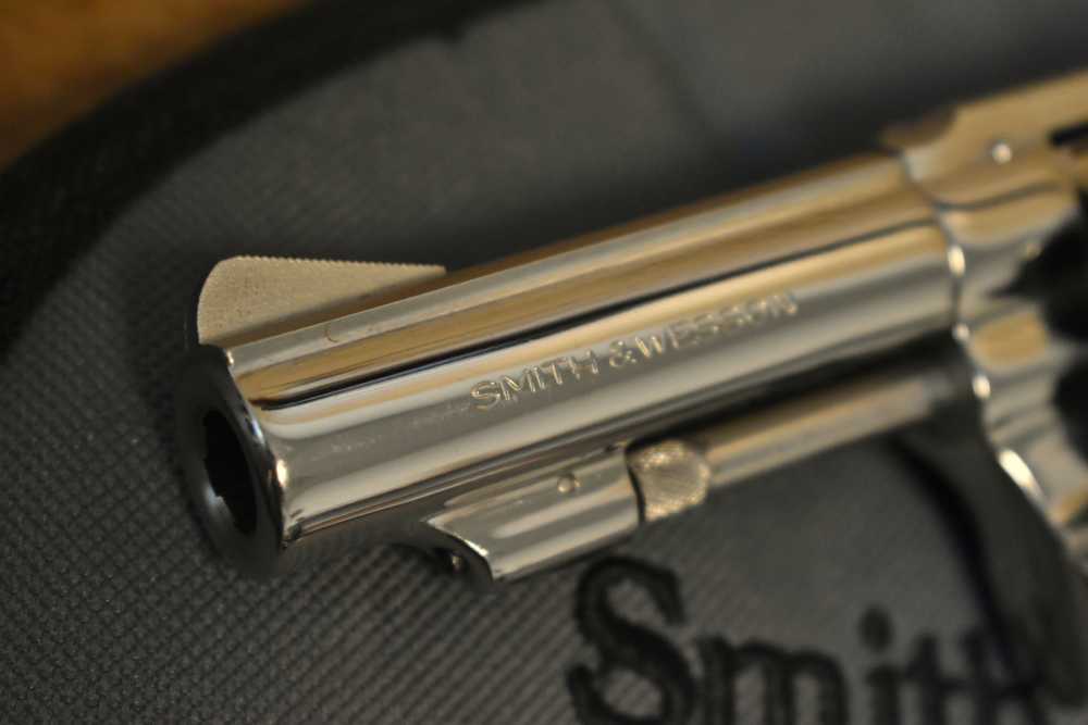 Smith & Wesson Model 36-1 .38 Special 3" Nickel Revolver 70's Era 95% -img-3