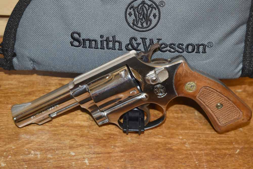 Smith & Wesson Model 36-1 .38 Special 3" Nickel Revolver 70's Era 95% -img-1