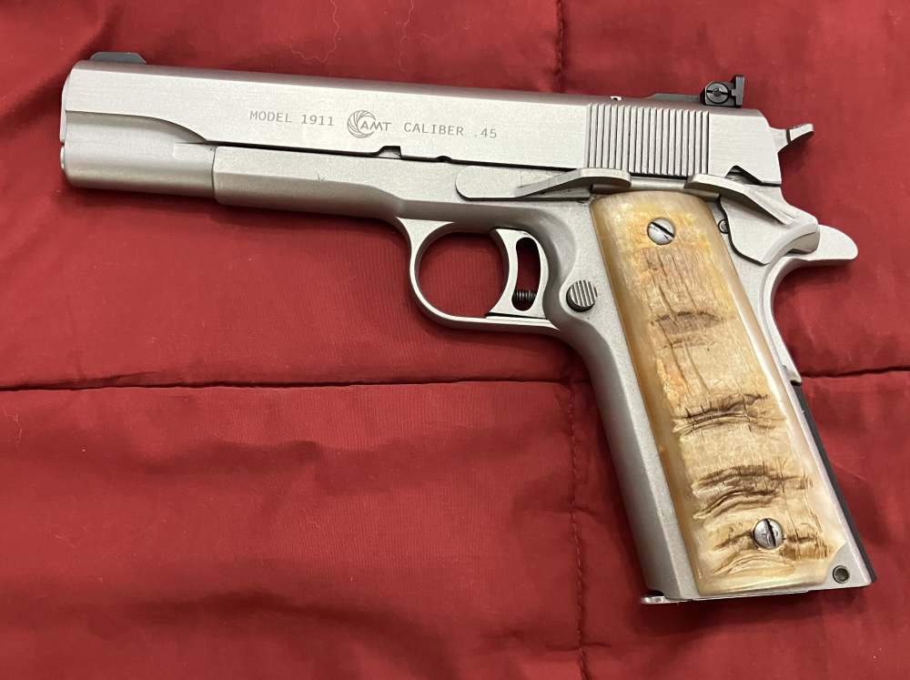 Genuine Ram Horn Grips  for Colt 19 11 and clones-img-4