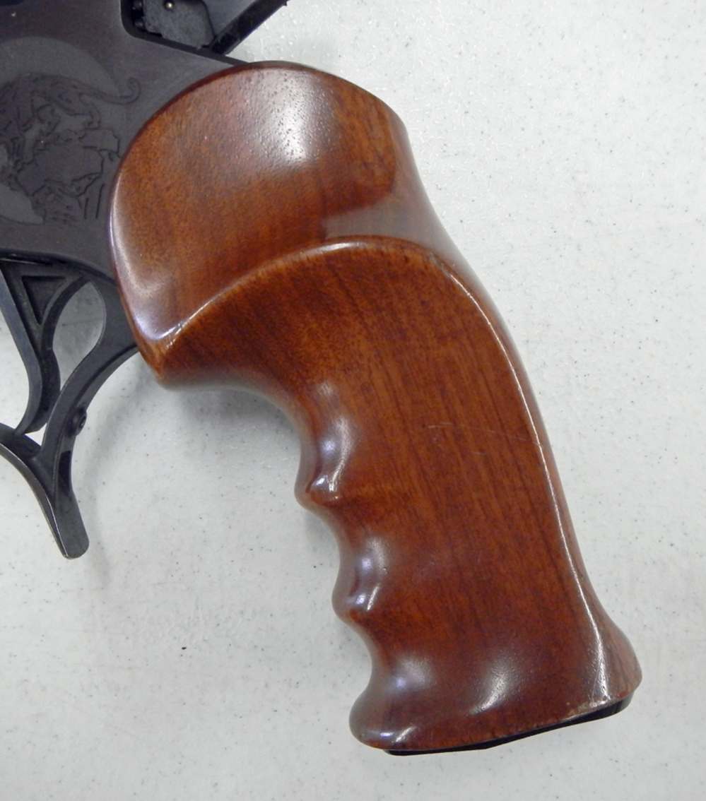 Thompson Center Contender, 7-30 Waters. Super 14, Bushnell Trophy Red Dot.-img-6