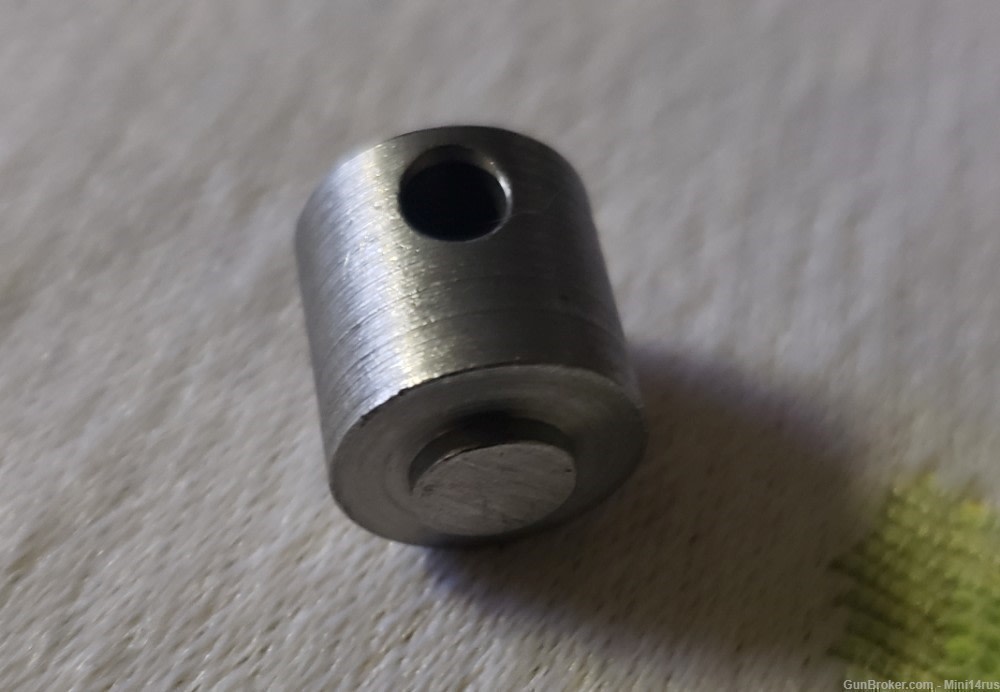 Uzi front handguard grip lug.-img-0