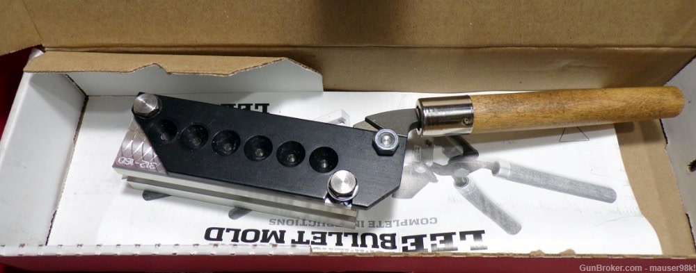 Lee Reloading 6 Cavity Mold 312 Diameter 160 Gain 90579 -img-0