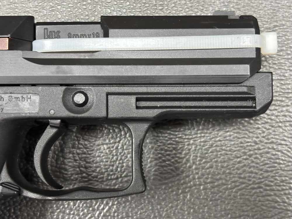 HECKLER AND KOCH HK USP9 COMPACT 9MM. NO RESERVE -img-14