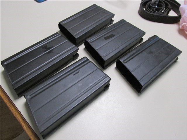 L1A1/C-1 Magazine Bodies! Mint & Cool!-img-2