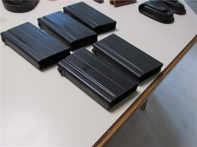 L1A1/C-1 Magazine Bodies! Mint & Cool!-img-3