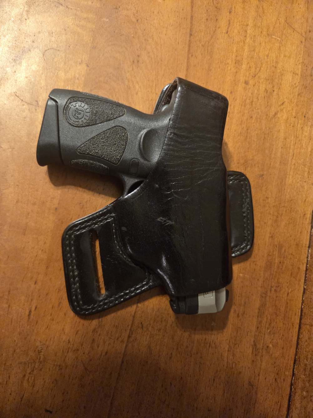 Taurus PT140 G2 - 40 Cal-img-0