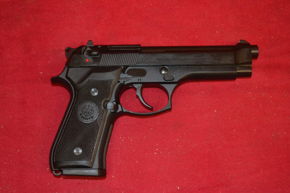 Beretta 92FS 9mm 4.9"Barrel, Layaway Available.-img-1