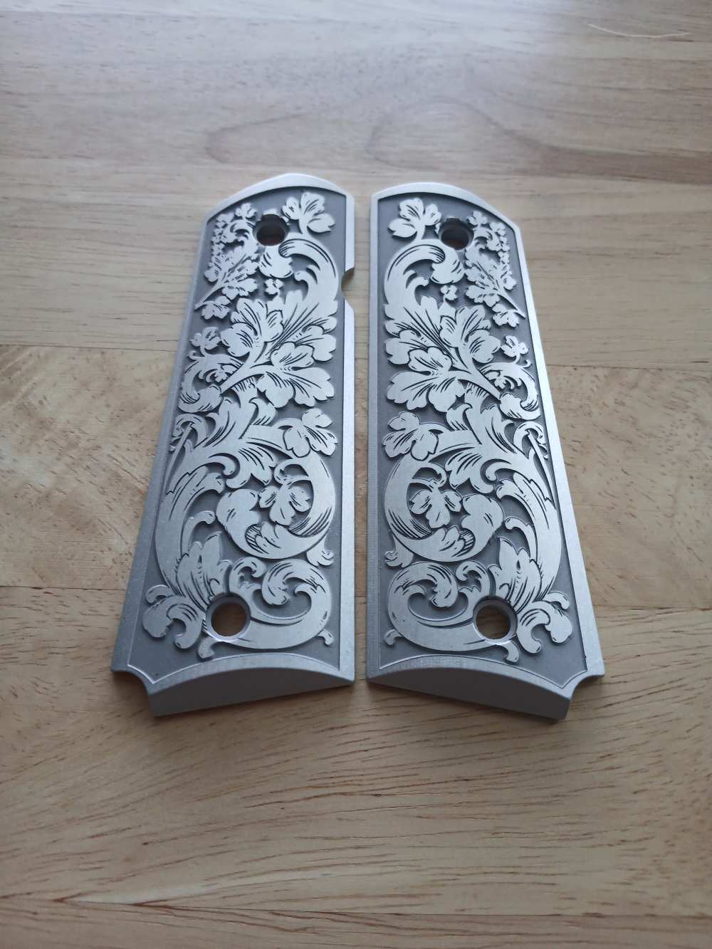 Custom Engraved 1911 full size aluminum grips (Light)-img-0