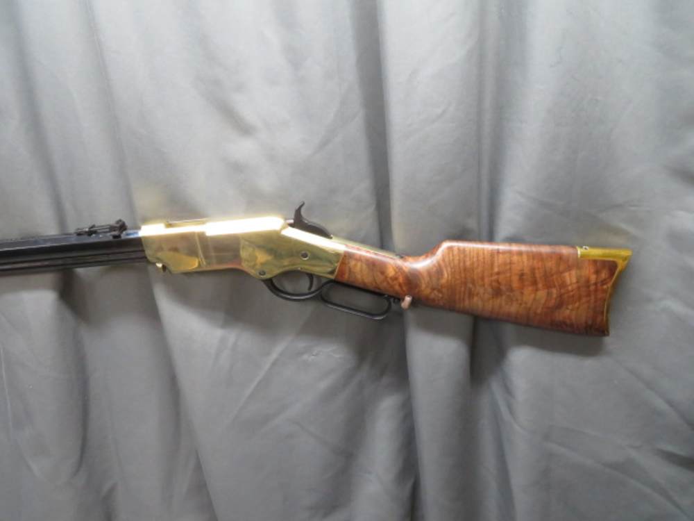 HENRY MODEL H011C LEVER ACTION RIFLE-.45 COLT-NEW IN BOX-BEAUTY-img-11