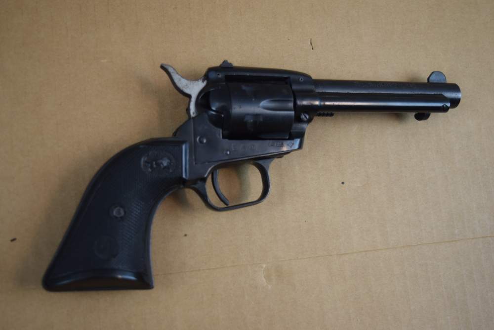 F.I.E. E15 Single Action Revolver, 22 LR, 4.5" Bbl, 6 Shot, Fair Condition.-img-0