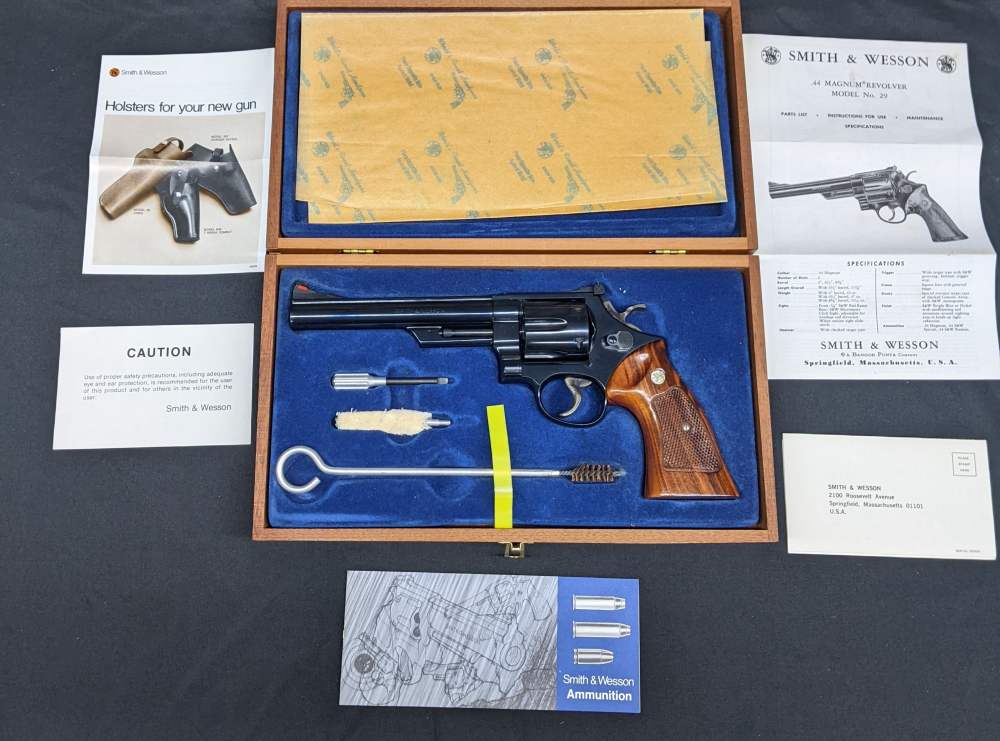 Smith and Wesson 29-2 .44 Magnum with Box Papers Etc-img-0