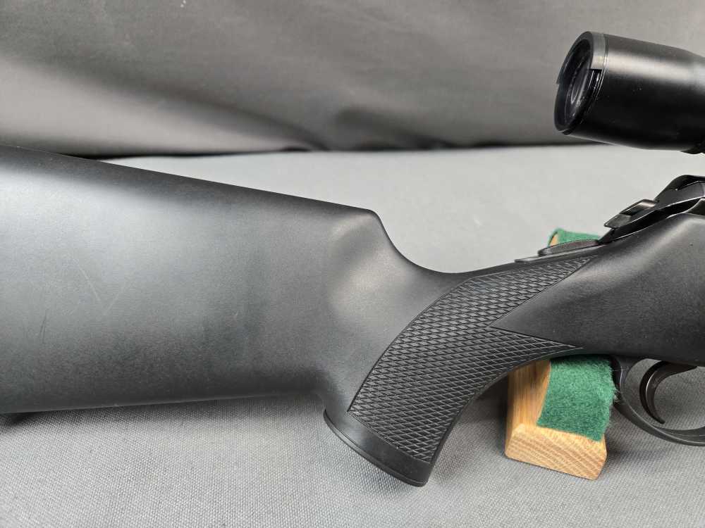 Rößler (Roessler) Titan 3 22-250 w/ Simmons Scope - Excellent-img-6