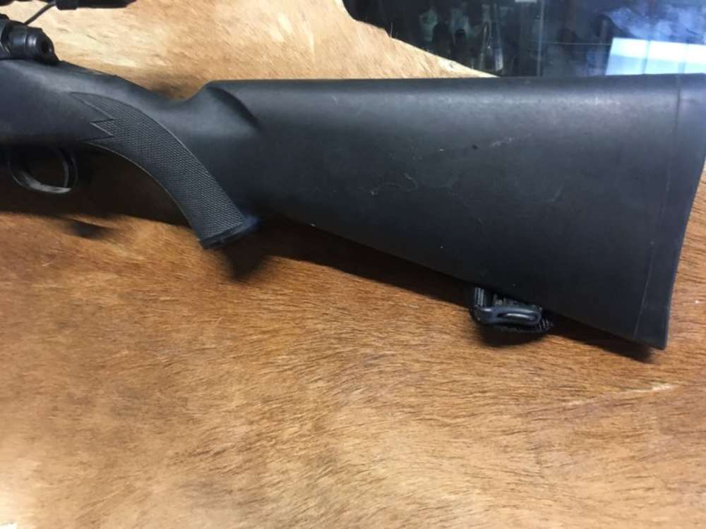 Savage 111 in 7rem. mag  24" barrel and Simons scope.-img-7