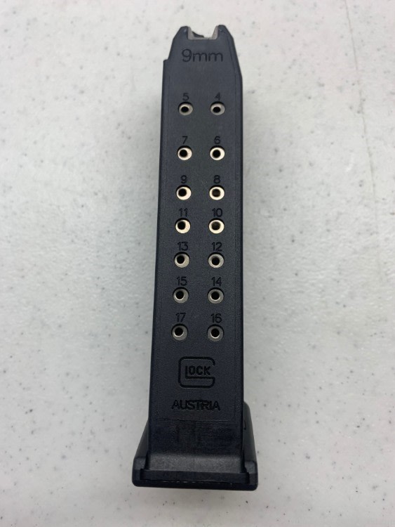 Factory Glock 17 Gen 1 thru 5 Magazine Factory New 17 RD 9 MM-img-0