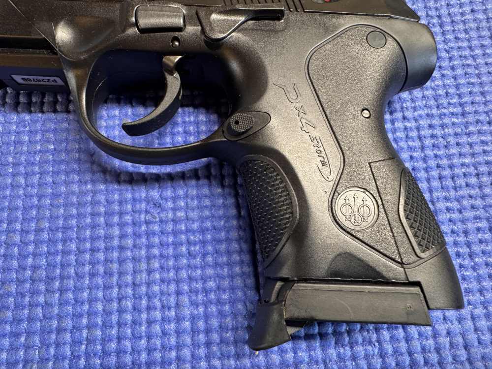 Beretta PX4 Storm .40 S&W 3" barrel -img-7