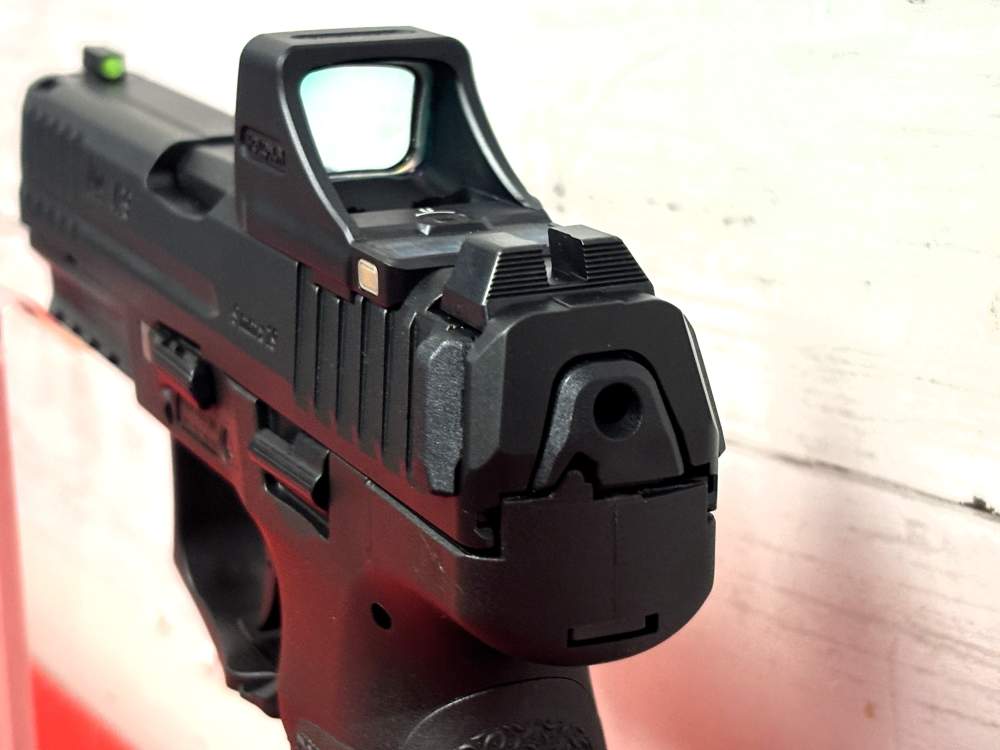 Factory New Heckler & Koch VP9 SCS 9mm Pistol w/ Green Holosun No Reserve!-img-4