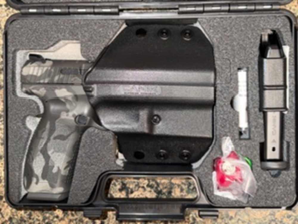 CANIK TP9SF 9MM CAMMO FINISH WARREN SIGHTS-img-2