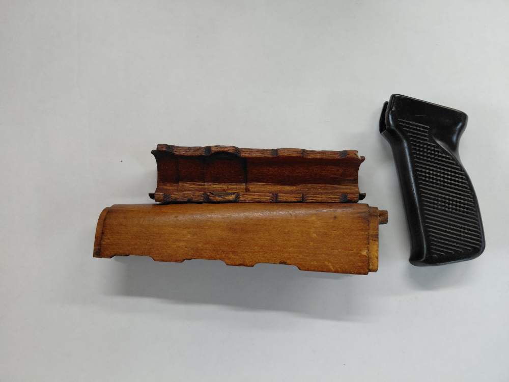 Yugoslavian AK-47 hand guard set M-64-img-2