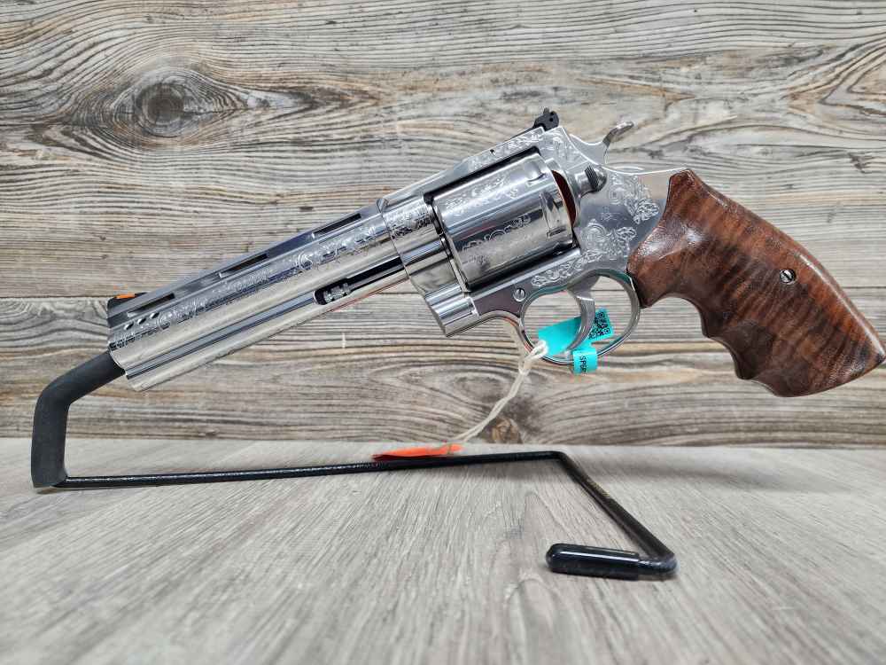 Colt Kodiak 44Mag-img-1