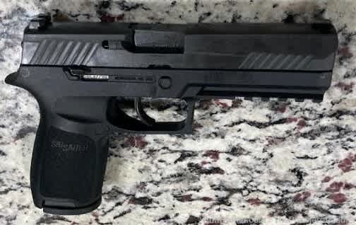 Sig Sauer P320 with Night Sights 9mm-img-3