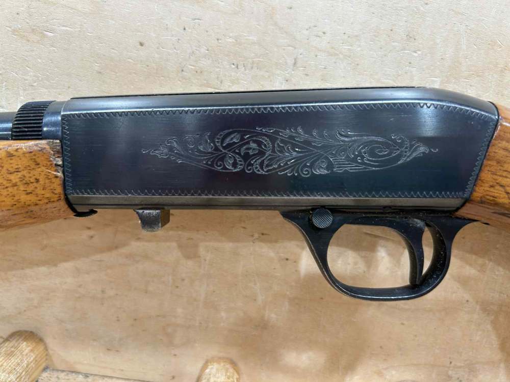 BROWNING SA-22 MADE IN BELGIUM 22LR 27764-img-8