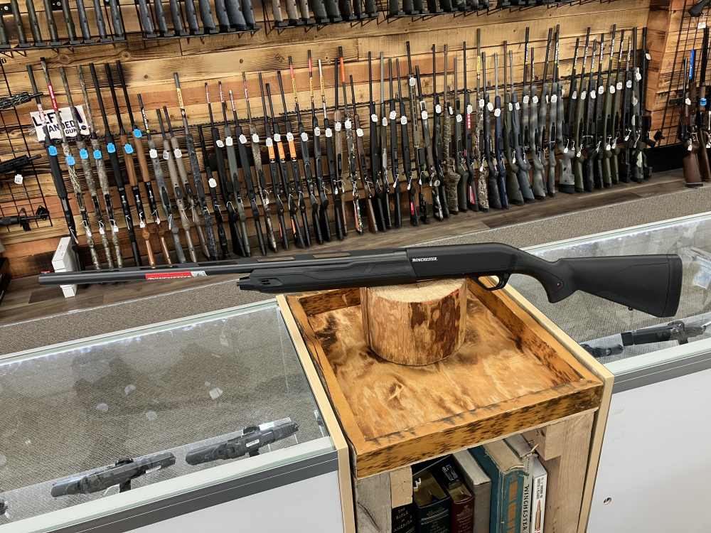Winchester SX4 Shotgun - 12 Ga - 3" - 4+1 - 28" - Black Synthetic-img-6