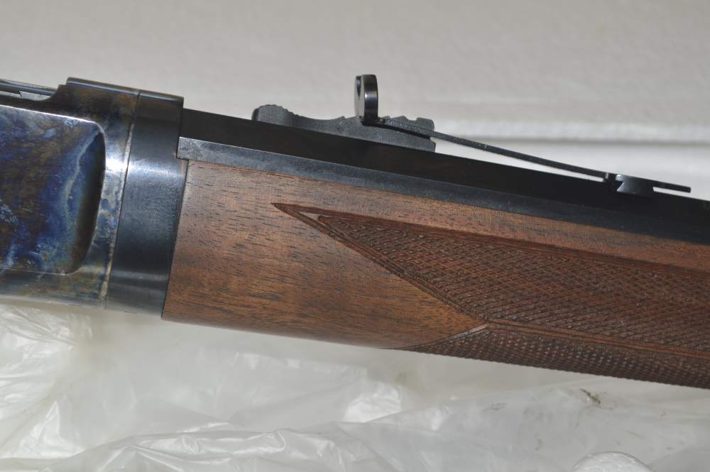 Winchester 1892 Deluxe Wood, T/D Case Color, Octo Barrel 45 Colt-img-10