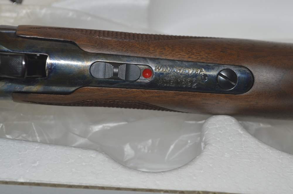 Winchester 1892 Deluxe Wood, T/D Case Color, Octo Barrel 45 Colt-img-12