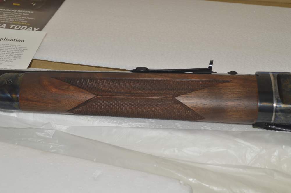 Winchester 1892 Deluxe Wood, T/D Case Color, Octo Barrel 45 Colt-img-4