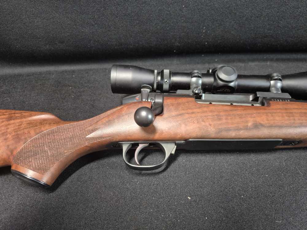 Weatherby Mark V Classic 300 Wby Magnum 26" Japan w/ Leupold Vari-X IIc-img-2