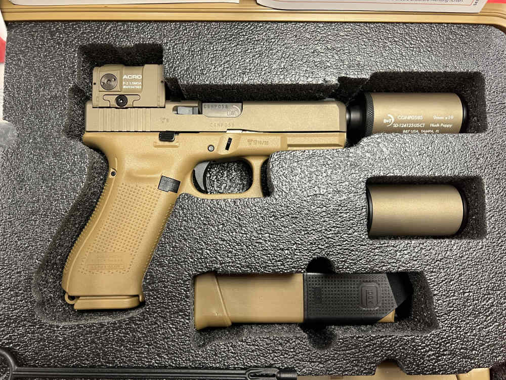 B&T USA Glock 19X Hush Puppy Kit FDE 9mm w/ Aimpoint ACRO BNIB-img-2