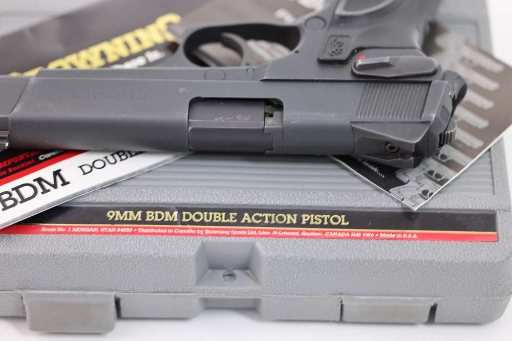 Browning BDM 15 round DA/SA in 9mm made in 1994-img-4