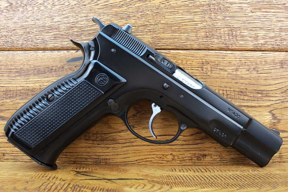 CZ 75 9mm; Vintage original Cold War pistol Manufactured 1984 !-img-4