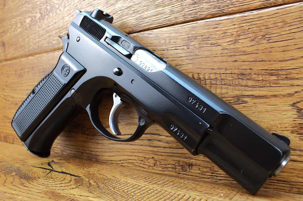 CZ 75 9mm; Vintage original Cold War pistol Manufactured 1984 !-img-3