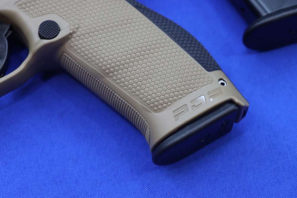 Walther Arms Model PDP FS Pistol 9MM 5" 18RD FDE 2-Tone Full Size NEW OR NR-img-7