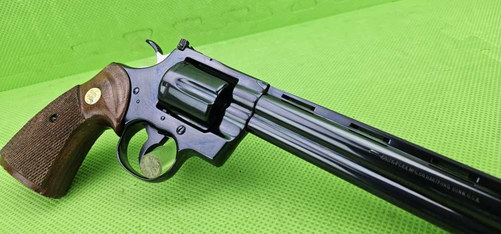 COLT PYTHON * 8-INCH * BORN 1990 ROYAL BLUE 357 MAG 8" GEN 3 GRIPS-img-10