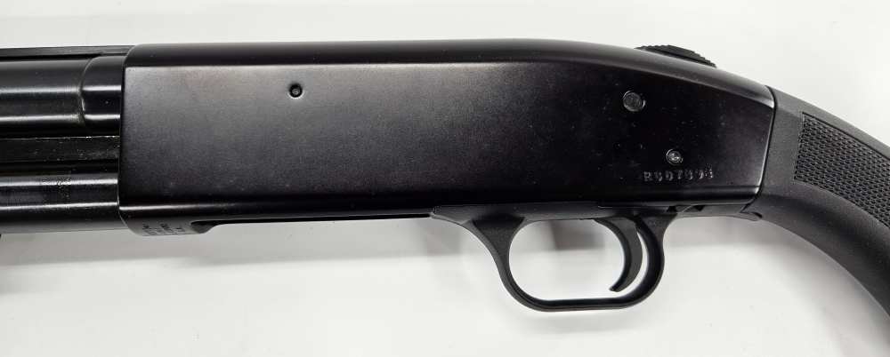 Mossberg 500A 12 ga. 28" 2.75 & 3" Modified Choke BLACK Synthetic   UNFIRED-img-13
