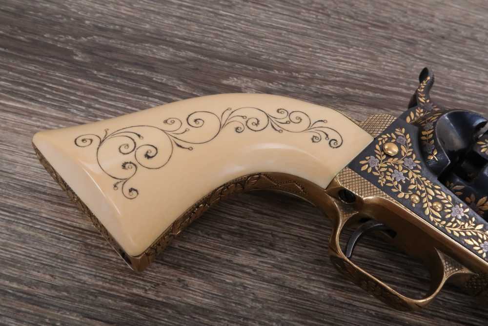 Colt 1851 Navy Presentation Revolver .36 Cal 1853 w/Case-img-5