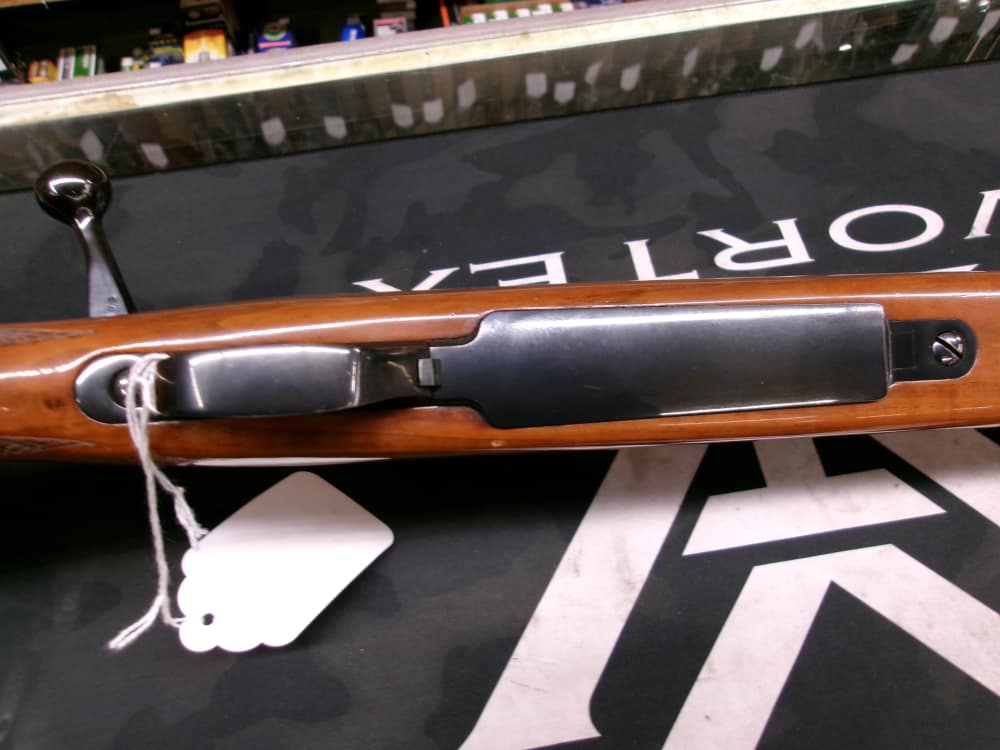 Weatherby Mark V Deluxe .300 WBY MAG Made in Germany-img-15
