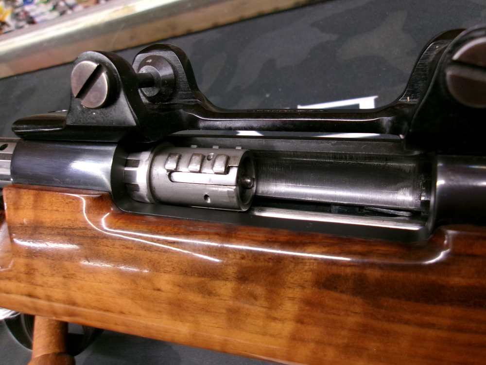 Weatherby Mark V Deluxe .300 WBY MAG Made in Germany-img-9
