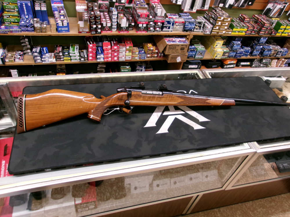 Weatherby Mark V Deluxe .300 WBY MAG Made in Germany-img-0