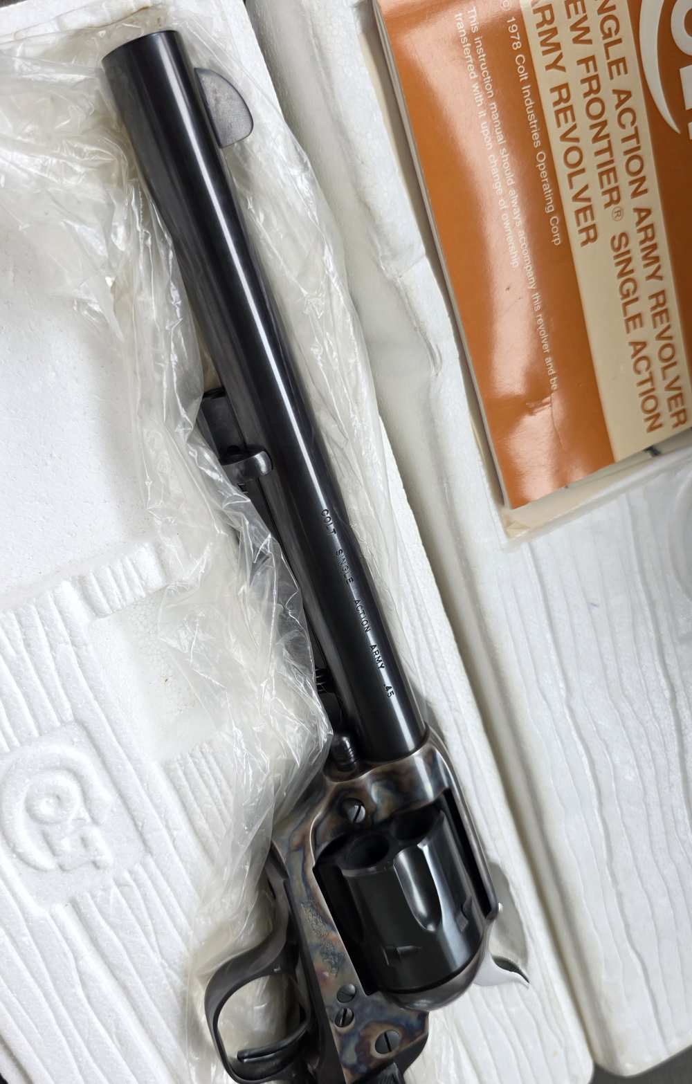COLT SINGLE ACTION ARMY .45 Colt P1870 NEW OLD STOCK RARE -img-3