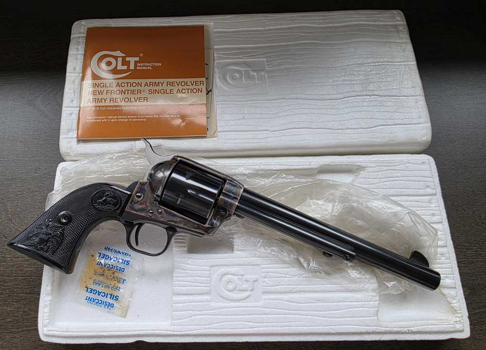 COLT SINGLE ACTION ARMY .45 Colt P1870 NEW OLD STOCK RARE -img-5