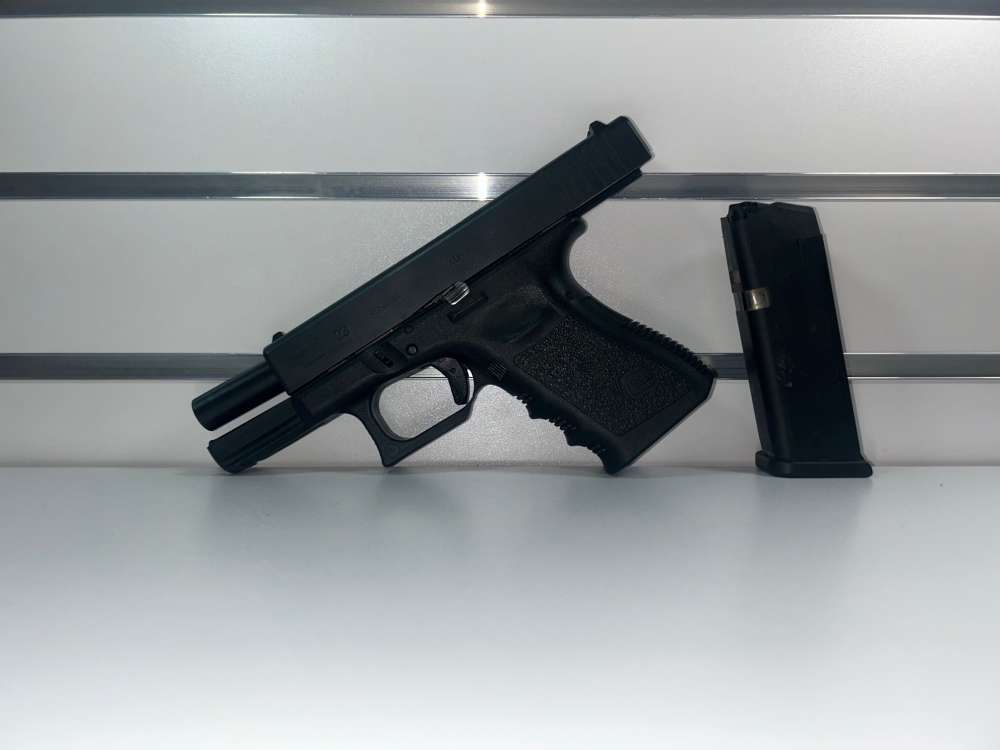 GLOCK 23 GEN 3 .40 S&W PISTOL-img-1